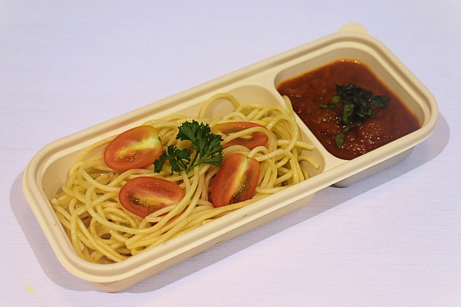 2 compartment Spaghetti Bolognese