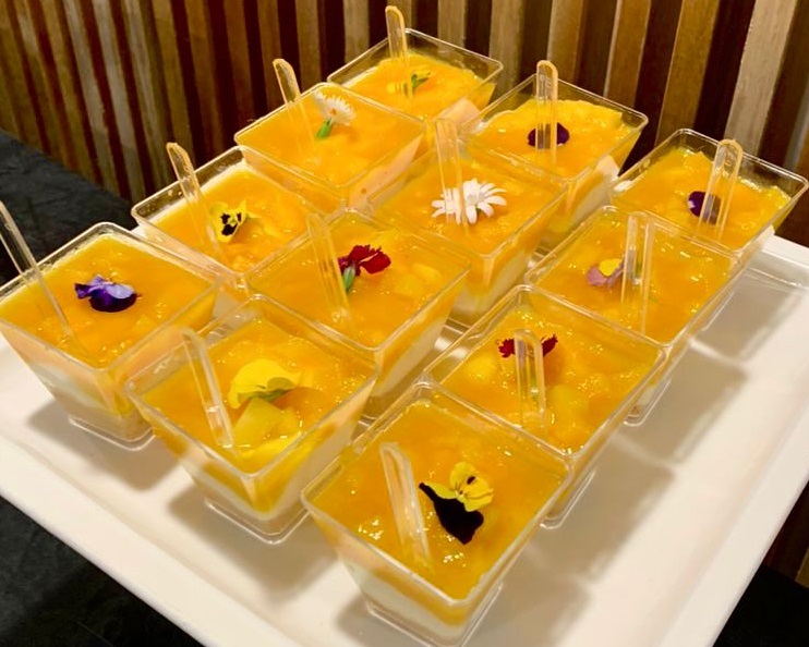 Mini Mango Cheesecake in Cups (1pc)