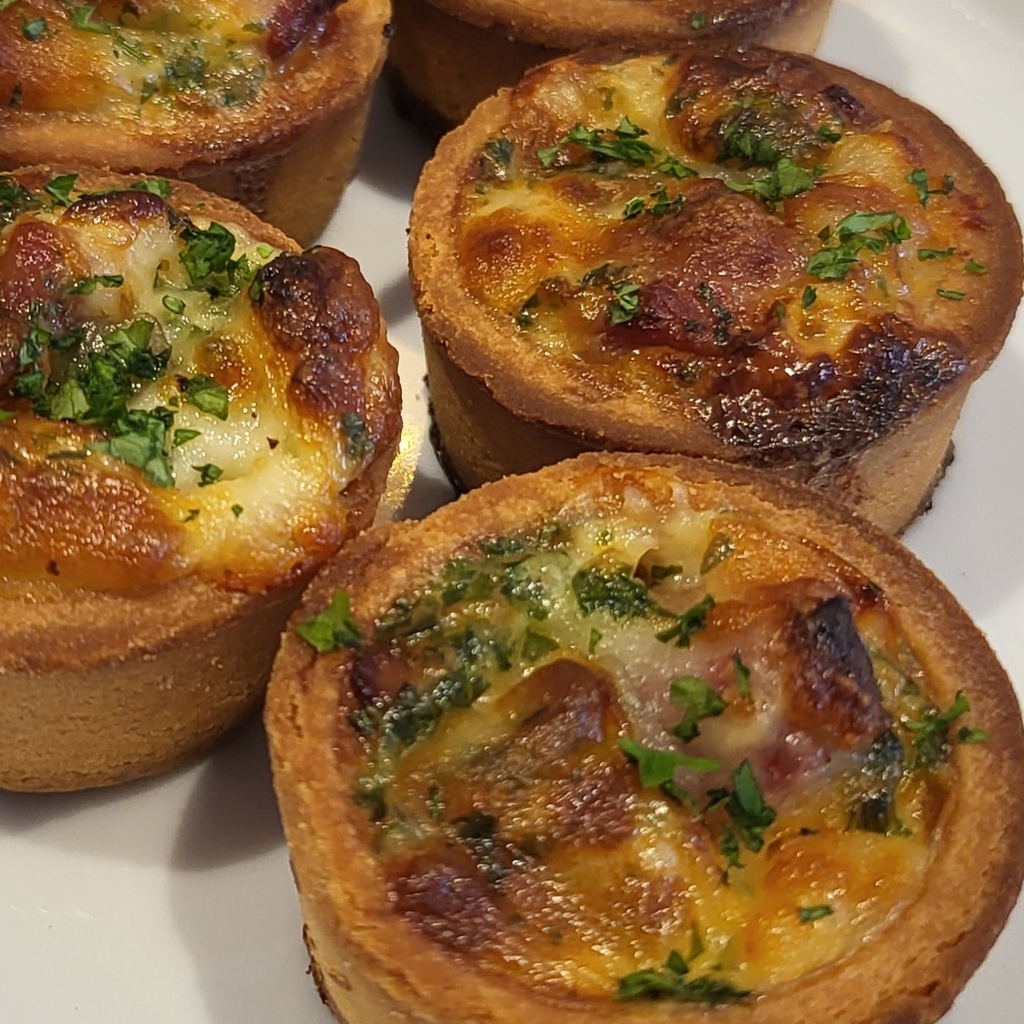 (Canape) Smoked Duck Quiche (1pc)