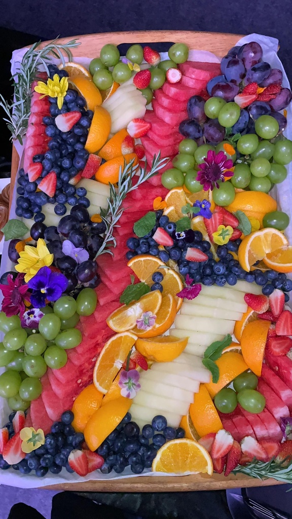 Addon - Assorted Fruits & Berries Platter (14kg/platter)