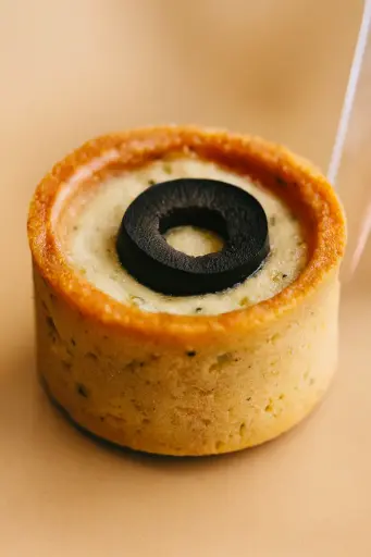 (Canape)smoked salmon mouse tartlet  c (1pc)